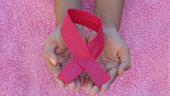Iniciativas na luta contra o cancro da mama que fazem a diferença