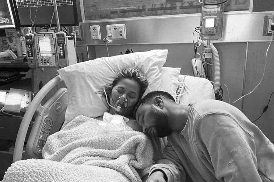 Chrissy Teign e John Legend