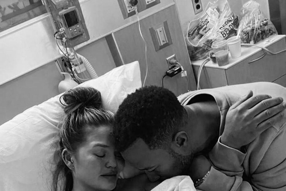 Chrissy Teign e John Legend