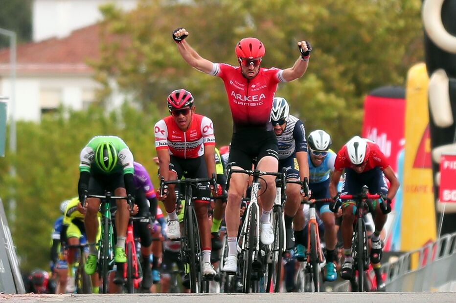 O britânico Daniel McLay foi o mais rápido na meta instalada em Águeda