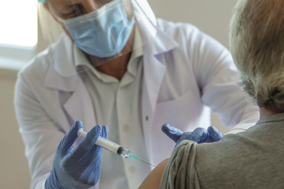 Centro de saúde, vacina, pandemia