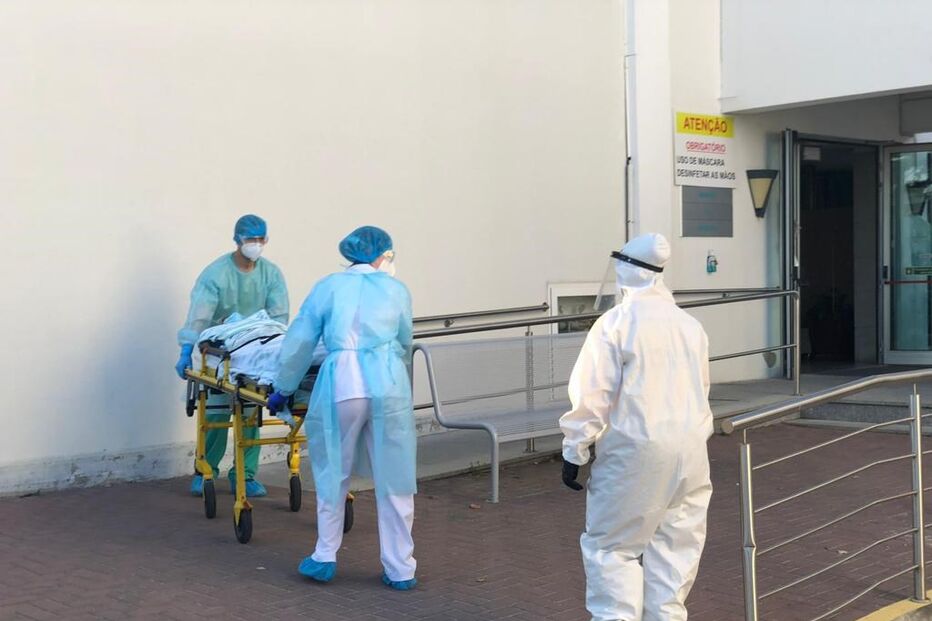 Doentes com Covid-19 no Hospital das Forças Armadas, em Lisboa