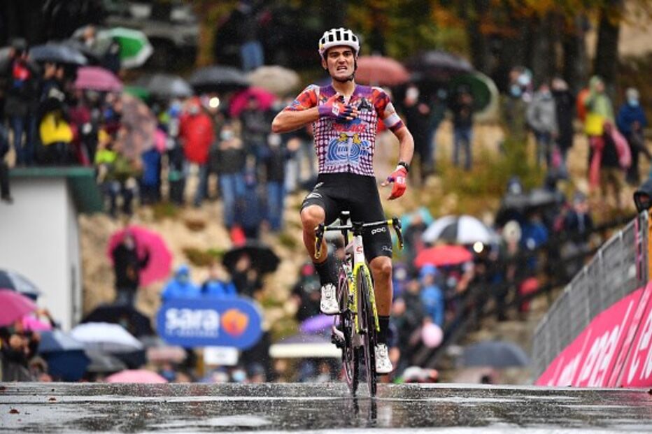 2020-10-11_15_45_27 gettyimages-1279648838-594x594.jpg