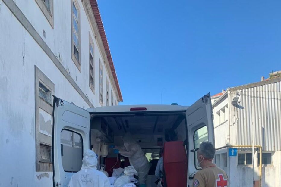  Hospital das Forças Armadas recebe quatro doentes com Covid-19 do Hospital de São João