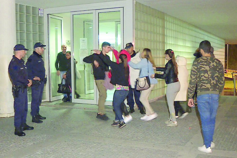 ‘Rainha da droga’, filho e ex-companheiro foram detidos pela PJ do Porto, em 2017, e ouvidos no Tribunal de Matosinhos 