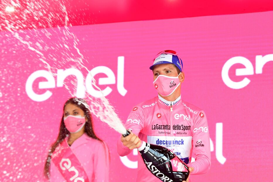 João Almeida lidera no Giro de Itália 2020