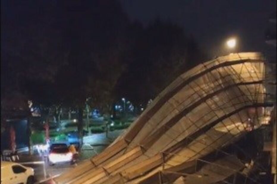 Andaime de obras caiu devido ao mau tempo em Setúbal