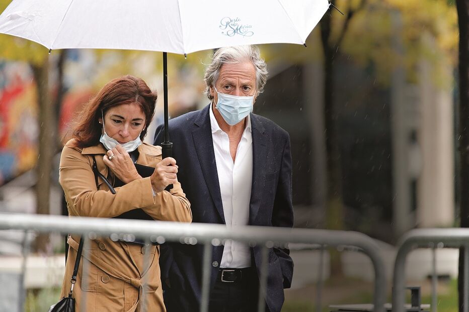 Jorge Jesus com a advogada Manuela Glória 