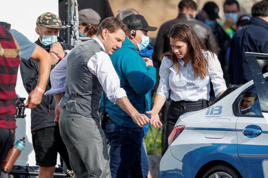 Tom Cruise, Hayley Atwell 