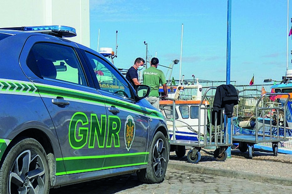 A GNR esteve no local 