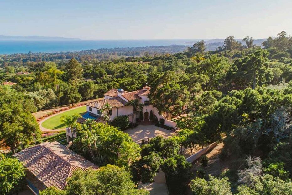 2020-10-29_17_56_04 Celebrities_530208722_163231766_1706x960.jpg