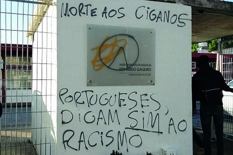 Mensagens racistas em escolas e universidades de Lisboa e Loures