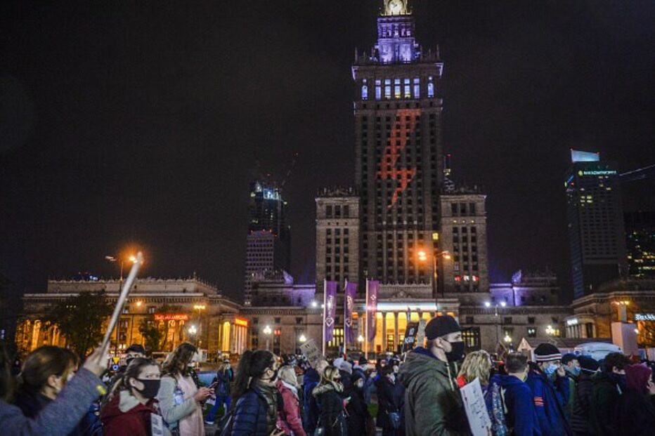 Manifestações contra a nova lei do aborto em Varsóvia