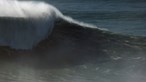 Surfista francesa Justine Dupont lança filme sobre ondas gigantes da Nazaré
