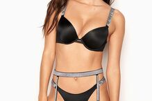 Sara Sampaio regressa ao trabalho em grande após uma paragem forçada devido à pandemia. Fotos da nova campanha já estão a fazer sucesso