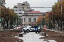 Ruas desertas em Braga devido à regra de permanência em casa no fim de semana