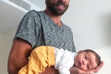 Diogo Amaral com o filho do casal, Oliver