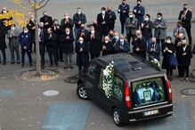 Centenas de pessoas prestam última homenagem a Reinaldo Teles