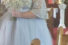 Toni enganou amigos para ter o casamento com que sonhava