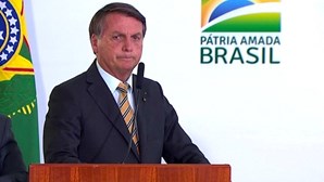 Bolsonaro lamenta fecho das fábricas da Ford no Brasil