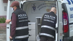 Mulher morta à facada dentro de apartamento em Portimão