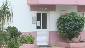 Mulher morta à facada dentro de apartamento em Portimão