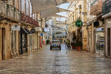 Setores do comércio e da restauração estão em crise