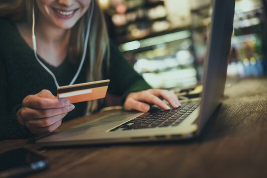 Burlas online aumentam e a Autoridade Nacional para as Comunicações pede cuidados extras na utilização diária da internet