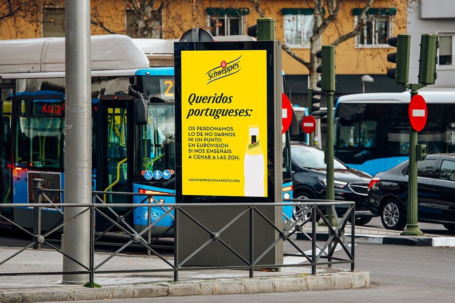 Campanha publicitária pede aos portugueses para ensinar espanhóis a jantar às 20h00 