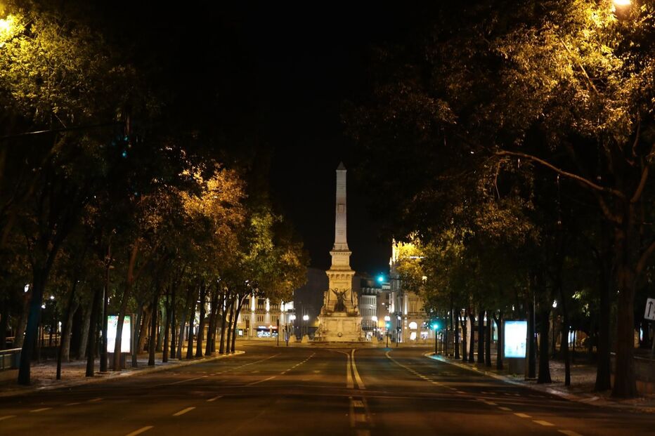 Uma Lisboa quase sem vida na primeira noite de recolher obrigatório