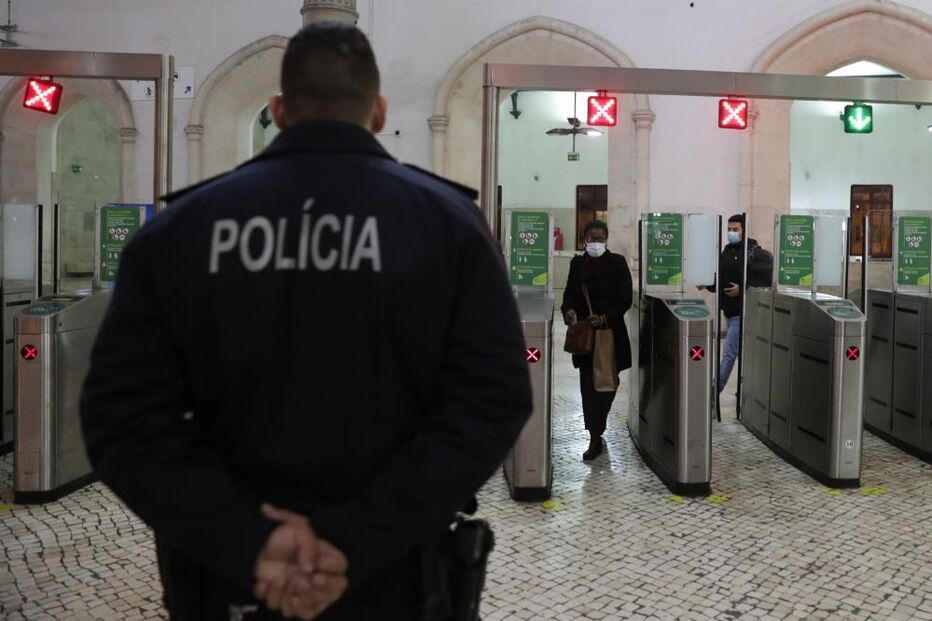 Uma Lisboa quase sem vida na primeira noite de recolher obrigatório