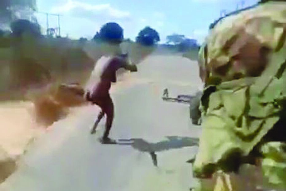 Vídeo que mostra execução de mulher indefesa correu Mundo