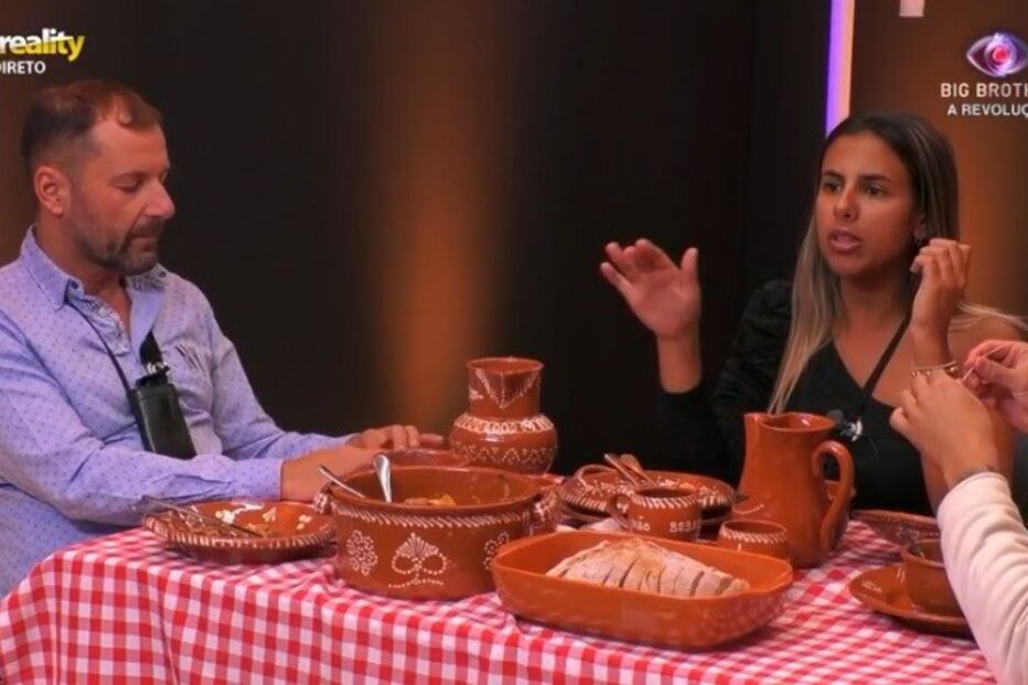 Joana, Pedro e Carlos