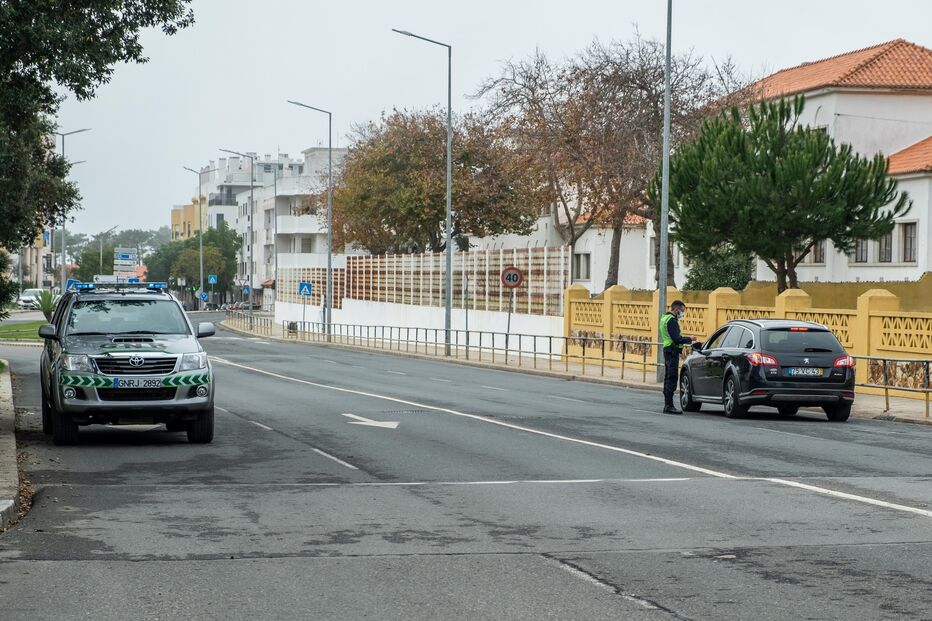 População de Sines cumpre recolher obrigatorio