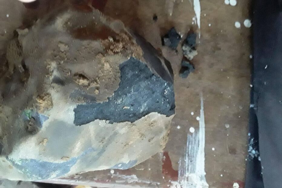 Meteorito que caiu em casa de Josua Hutagalung