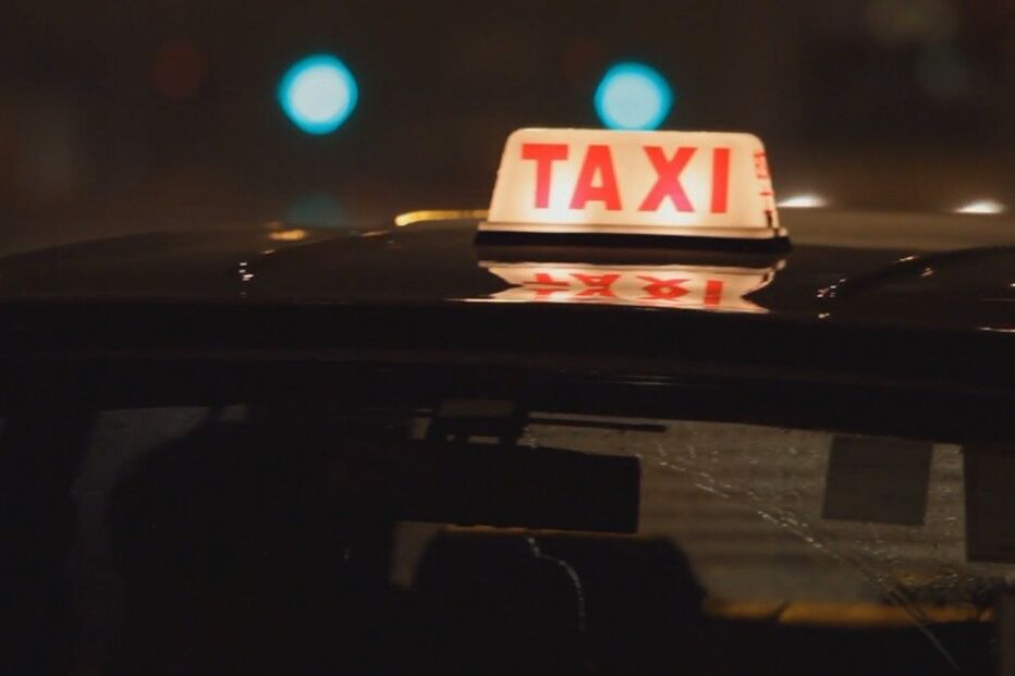 Taxi 