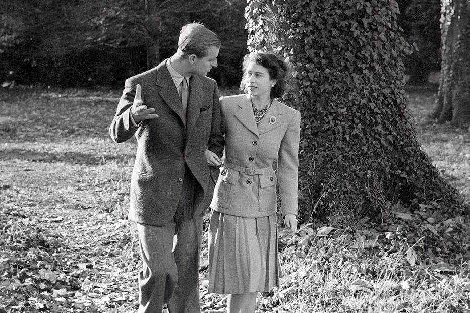 A rainha e o marido na lua de mel.jpg