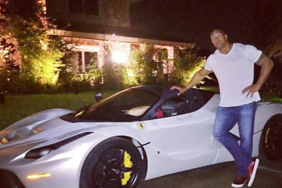 2020-11-25_15_52_04 spania-gta-dwayne-the-rock-johnson-02.jpg