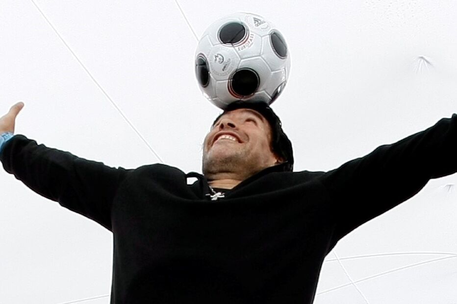 2020-11-25_16_41_48 2020-11-25T163903Z_270933539_RC2GAK98TRGA_RTRMADP_3_SOCCER-ARGENTINA-MARADONA.JPG