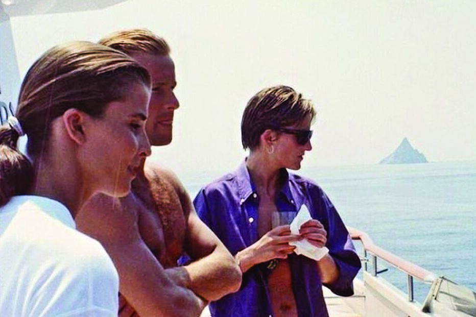 Princesa Diana de férias sem Carlos antes do divórcio