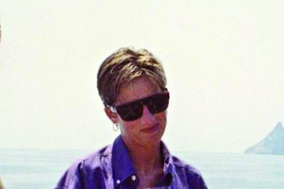 Princesa Diana de férias sem Carlos antes do divórcio