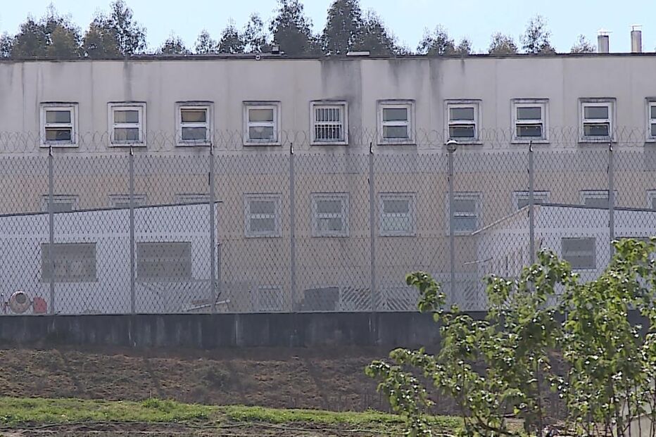 Prisão Santa Cruz do Bispo