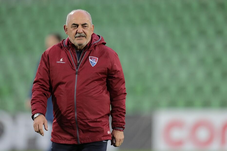 Vítor Oliveira tinha 67 anos