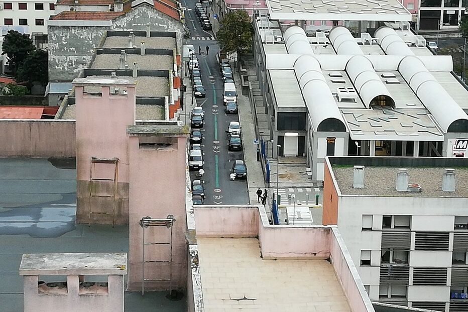 Tiroteio em Lisboa termina com quatro homens detidos