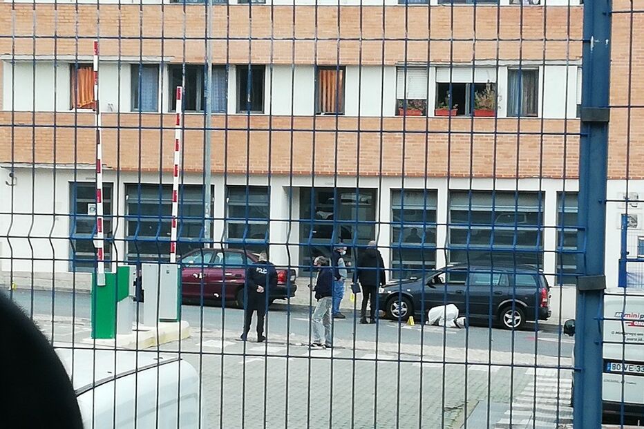 Tiroteio em Lisboa termina com quatro homens detidos
