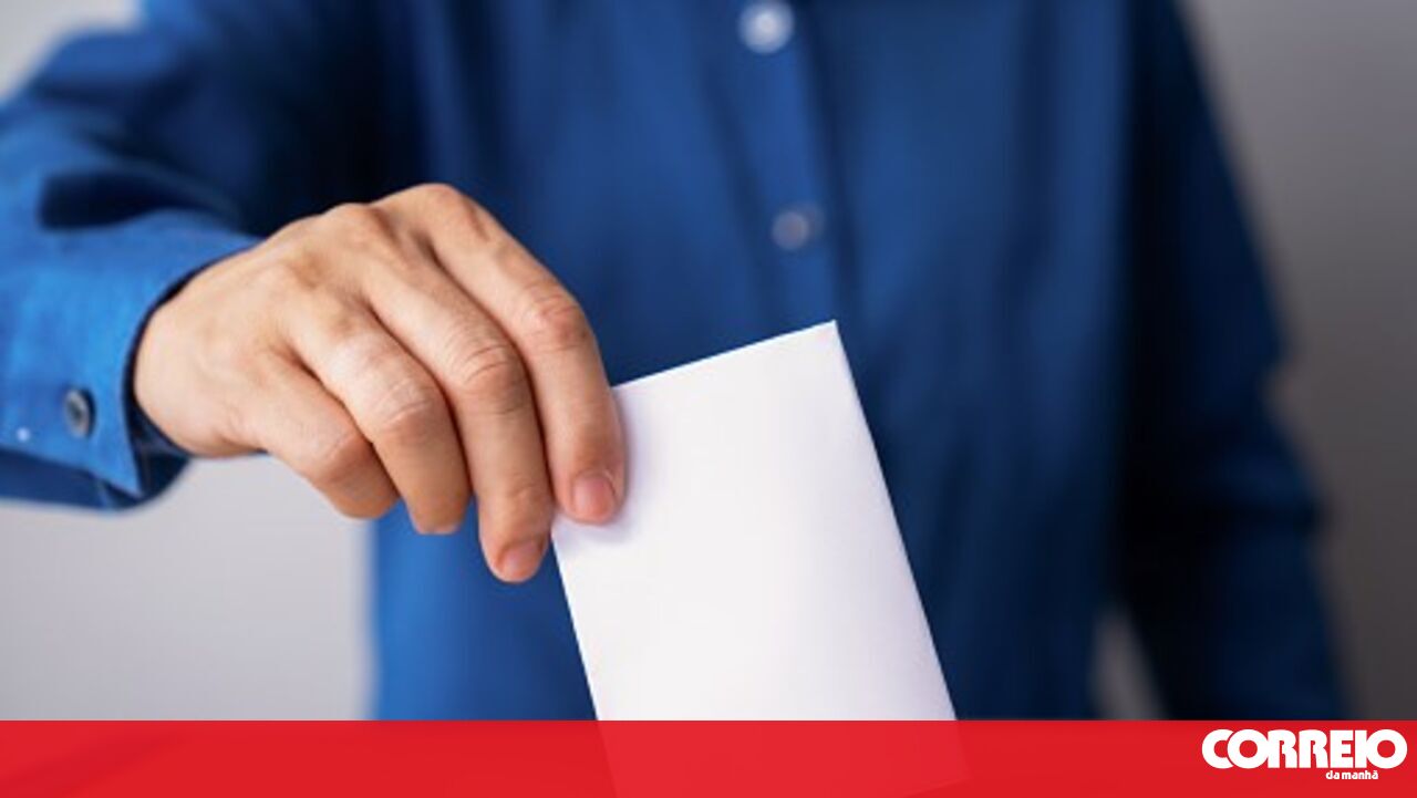 Lisboa Sees 79% Voter Turnout by 6 PM in Early Legislative Elections