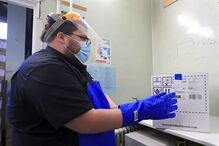 Hospital de Londres recebe as primeiras doses da vacina contra a Covid-19