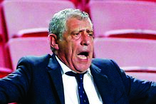 Fernando Santos destacou talento sérvio e capacidade defensiva irlandesa