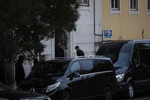 Família e amigos despedem-se de Sara Carreira na Basílica da Estrela em Lisboa