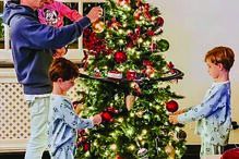 Adrien Silva com o filho